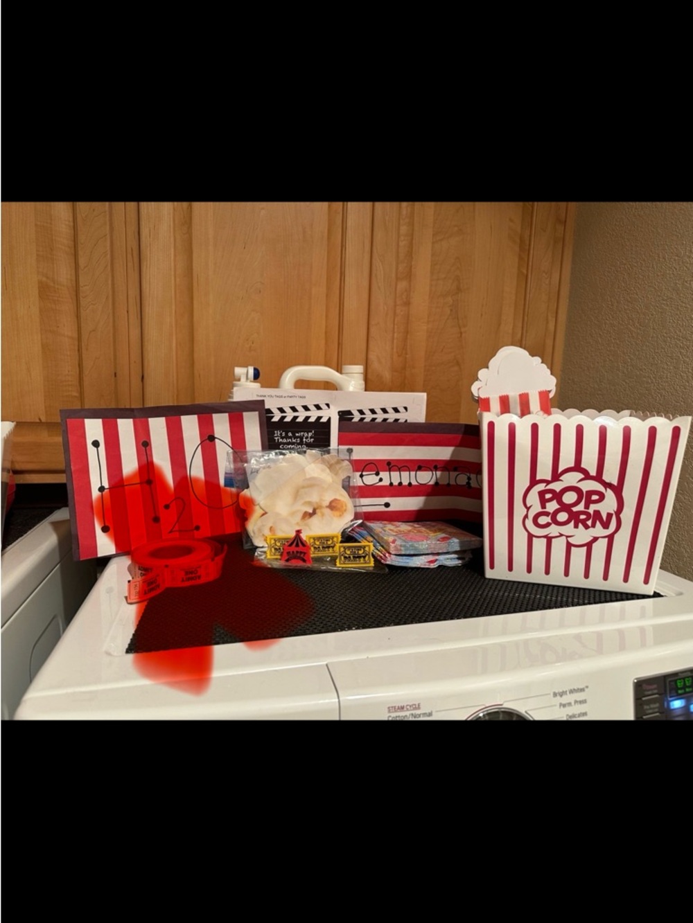 Popcorn/carnival Party supplies Box - Red and White